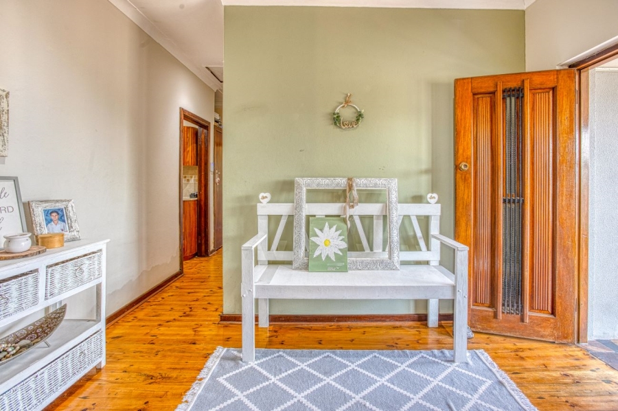 3 Bedroom Property for Sale in Sunnyridge Eastern Cape